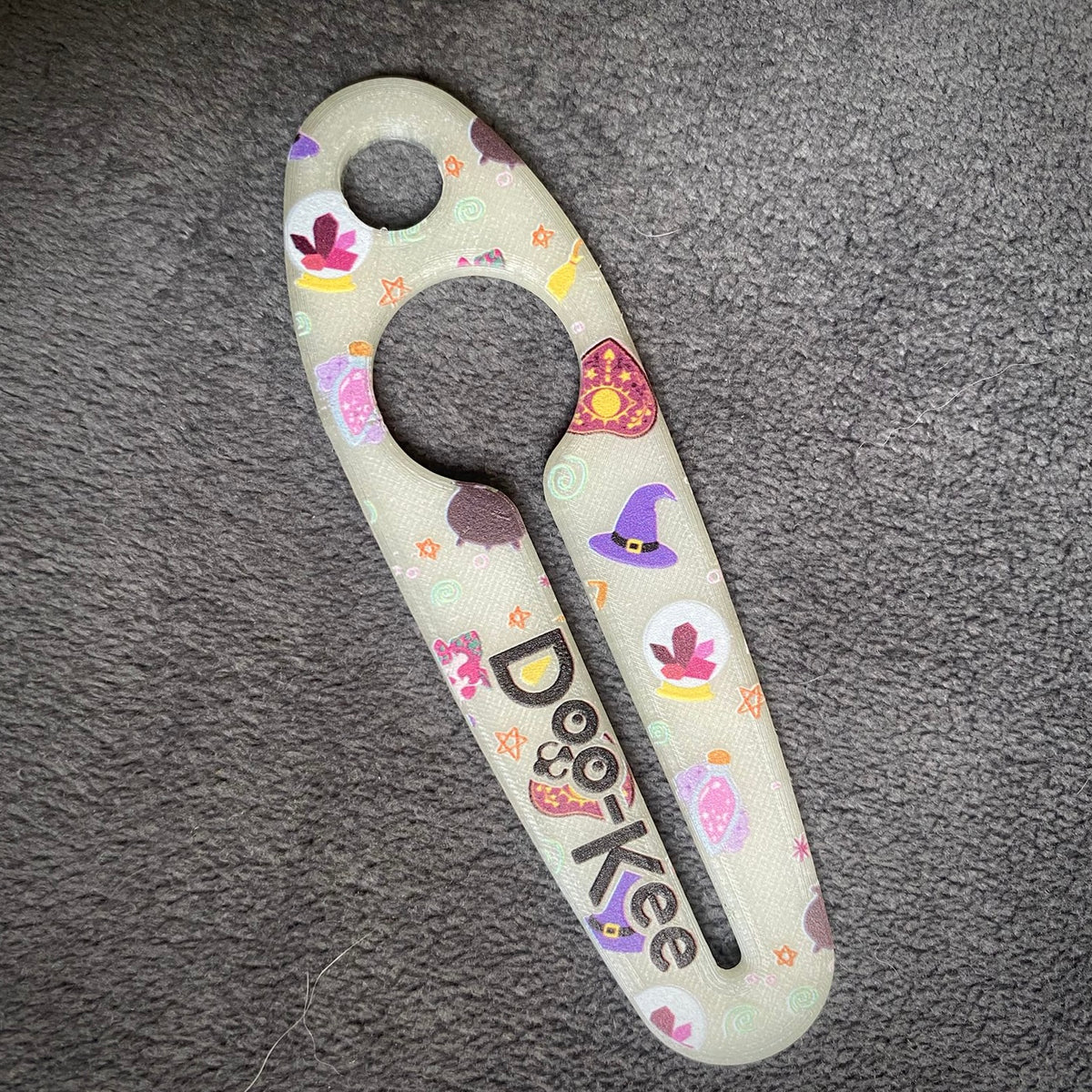 Doo-Kee - Hands-free Dog Poop Bag Holder
