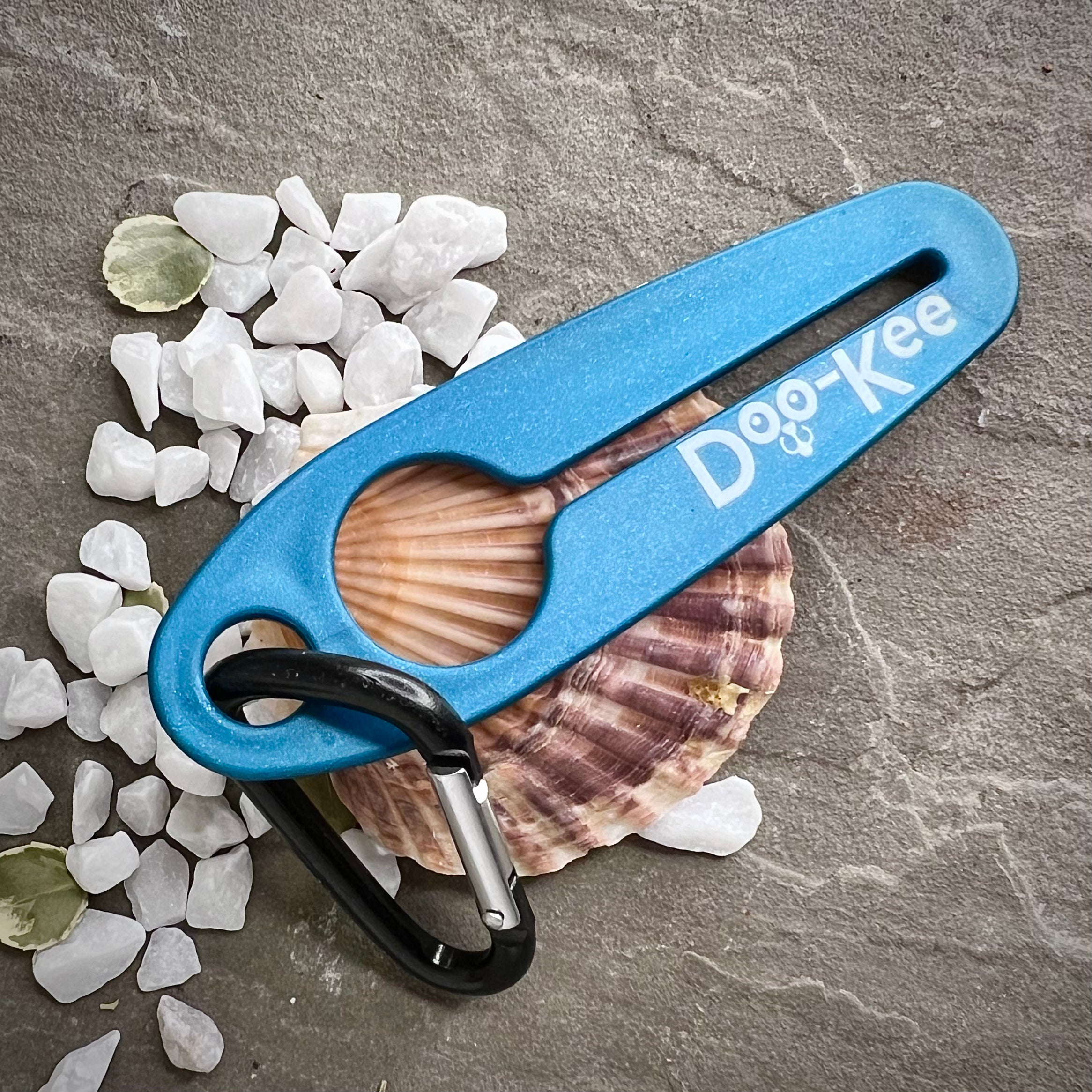Doo-Kee - Hands-free Dog Poop Bag Holder